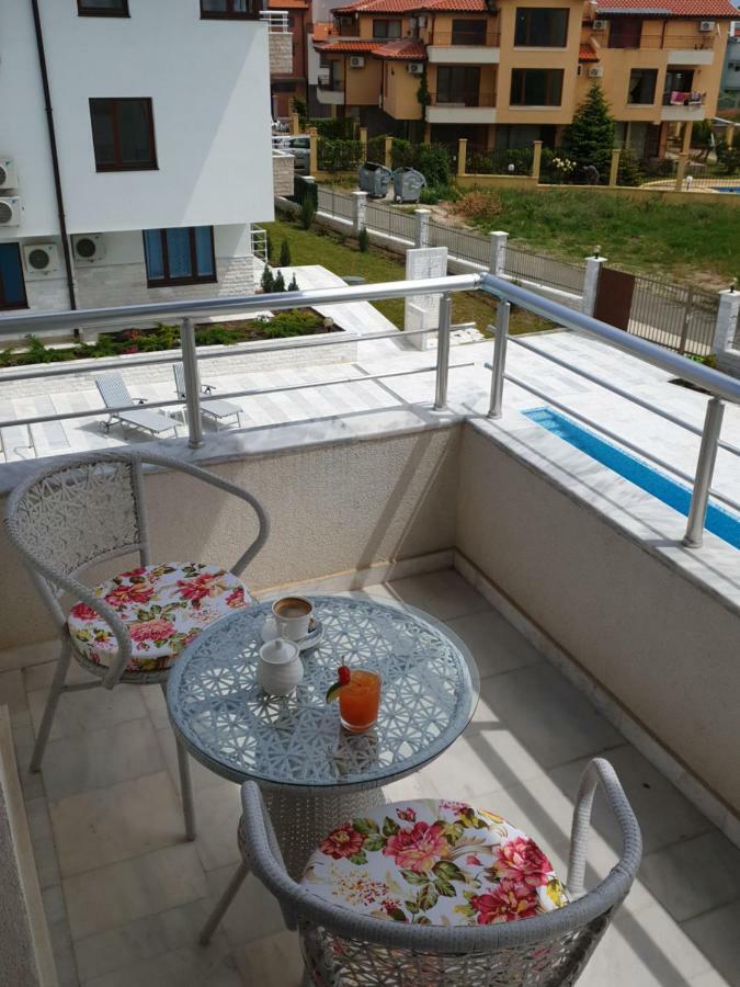 Emerald Hills Aparthotel Sozopol Exterior foto